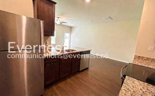 Photo - 6288 Rainbow Row