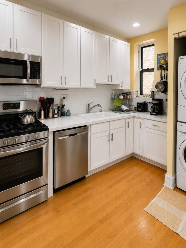 Photo - 7658 N Sheridan Rd Unit 3