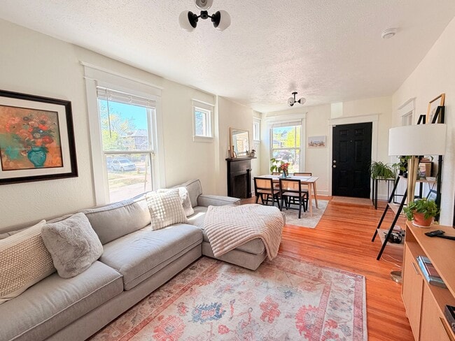 Photo - Charming 2 Bed 1 Bath Duplex in West Highlands