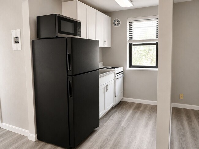 Photo - *** Pet Friendly Apartments in Mt. Lebanon * Near Castle Shannon T Stop * Affordable and Spacious...