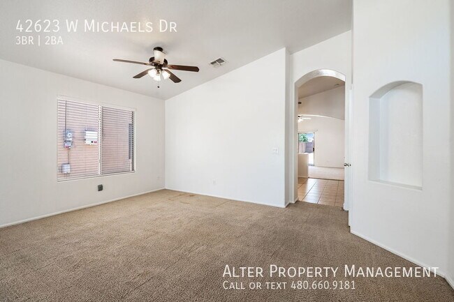 Photo - 42623 W Michaels Dr