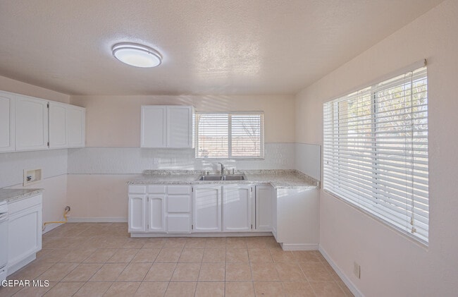 Photo - 213 Carnes Rd