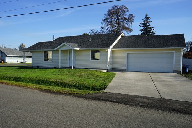 Photo - 101 SE 2nd St Casa