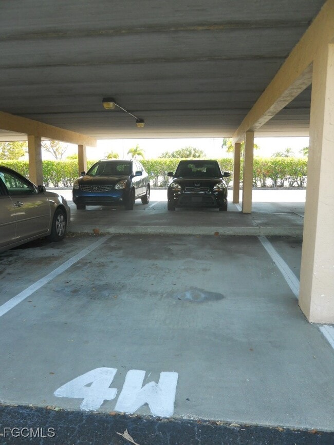 3300 N Key Dr Unit 4W