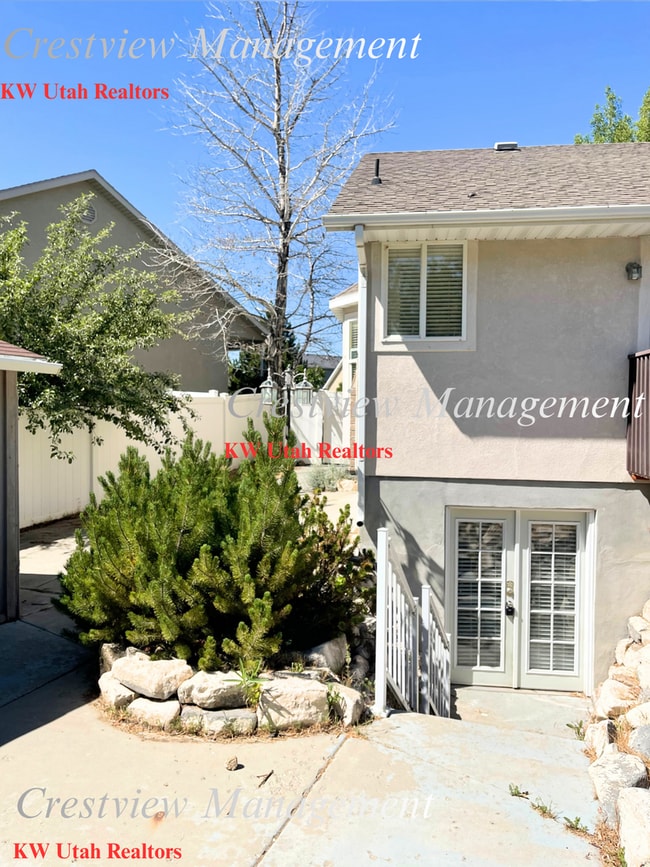 Building Photo - 2BR Apartment Close to Daybreak Marina and Trails Unit 2DOWN
