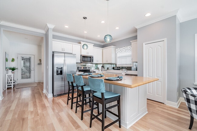 Photo - 4482 Waterscape Ln