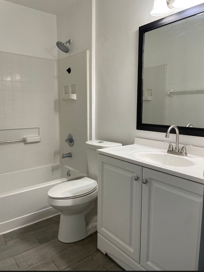 Photo - 5226 Orange Ave