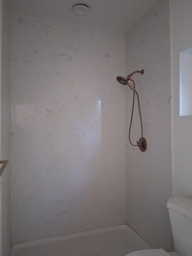 Photo - 1071 Polk St Unit B