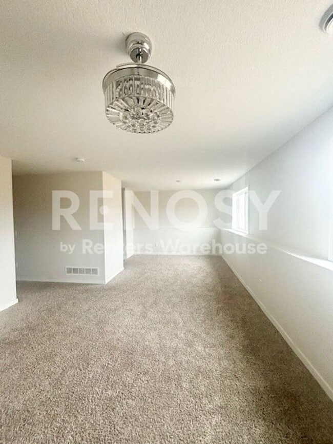Photo - 4634 9th St NE
