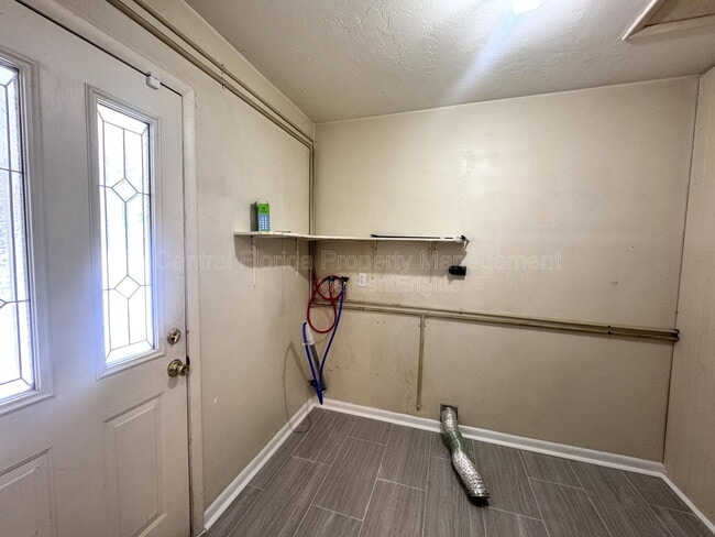 Photo - 1074 Gerona Ave