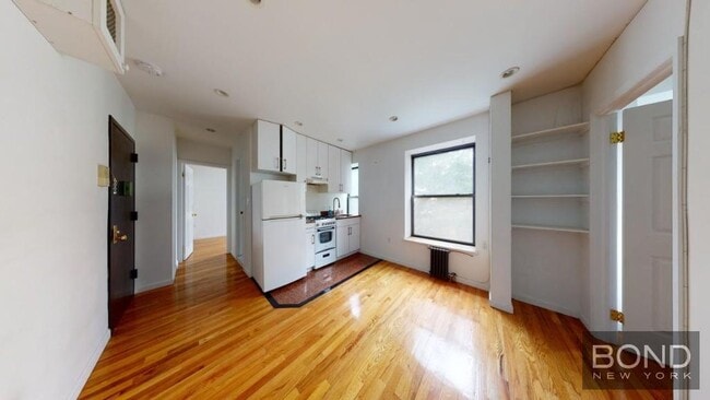 Building Photo - 214 First Avenue Unit 3 Rental