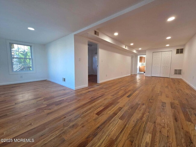 Photo - 14 Cottage Pl Apartamento Unidad A