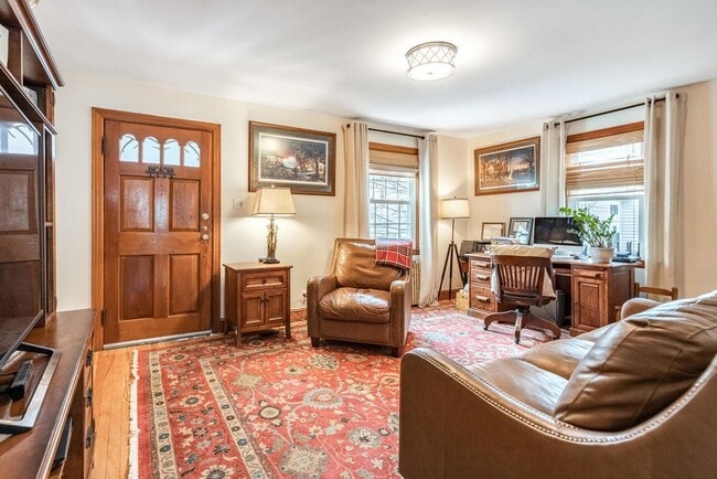 Photo - 88 Garland St