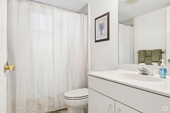 2BR, 2BA - 1,300SF - Second Bathroom