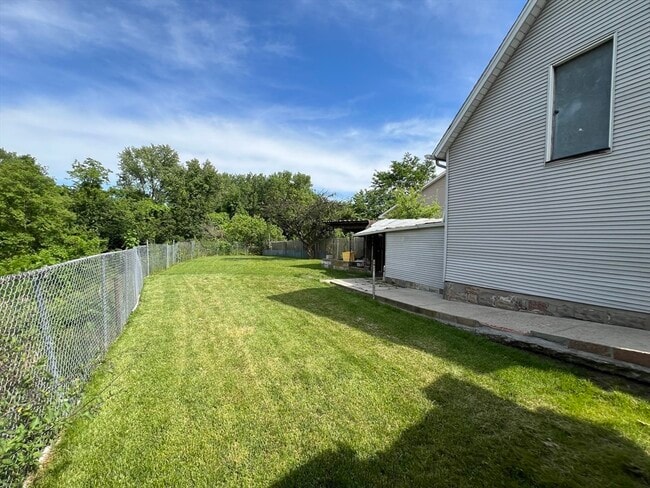 Photo - 9 Indian Leap St Unit 1