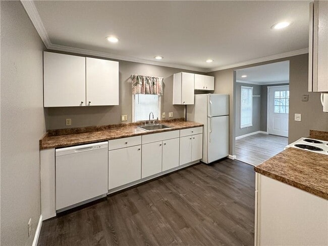 Cocina - 12189 Shady Ave