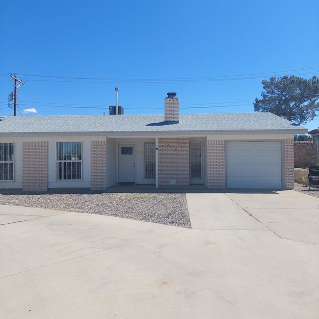 Welcome Home ! 3 bedroom 1.5 bath rental -... - Welcome Home ! 3 bedroom 1.5 bath rental -...