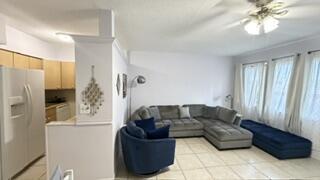 Photo - 725 SW 11th Ave Unidad 6F