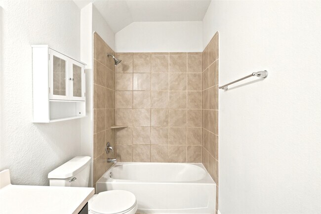 Photo - 1202 Vilamoura Ct