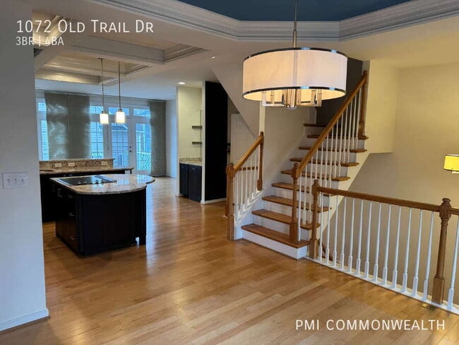 Photo - 1072 Old Trail Dr