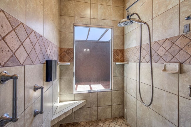 Photo - 1800 Burgundy Dr