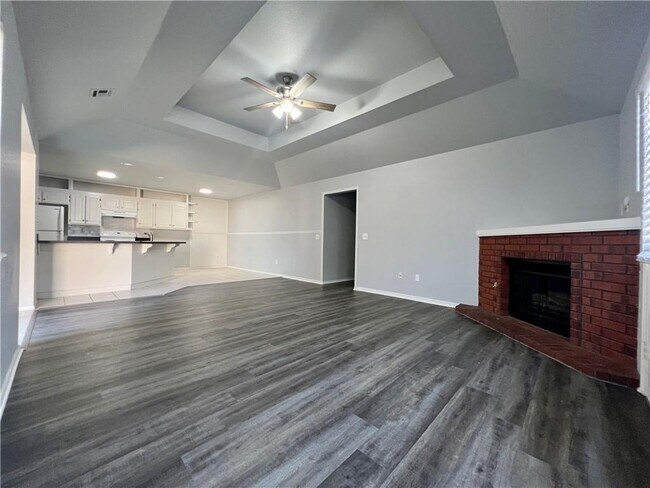 Photo - 2004 S Old Wire Rd