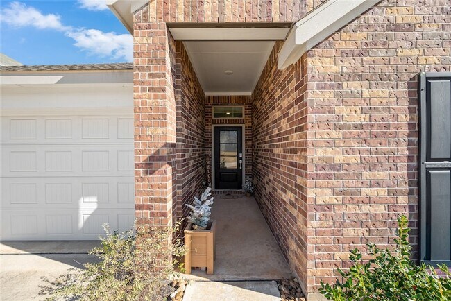 Photo - 237 Augustine Wy