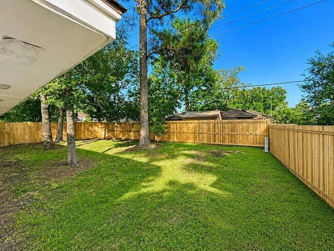 Photo - 17150 Port O Call St