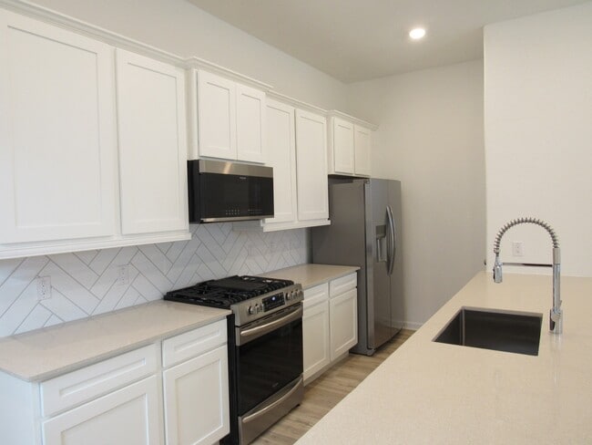 Photo - 550 Dry Fork Ln