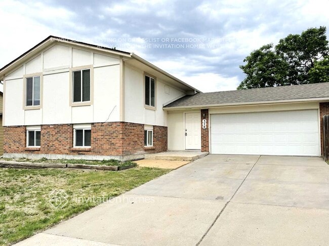 Building Photo - 378 S 24th Ave