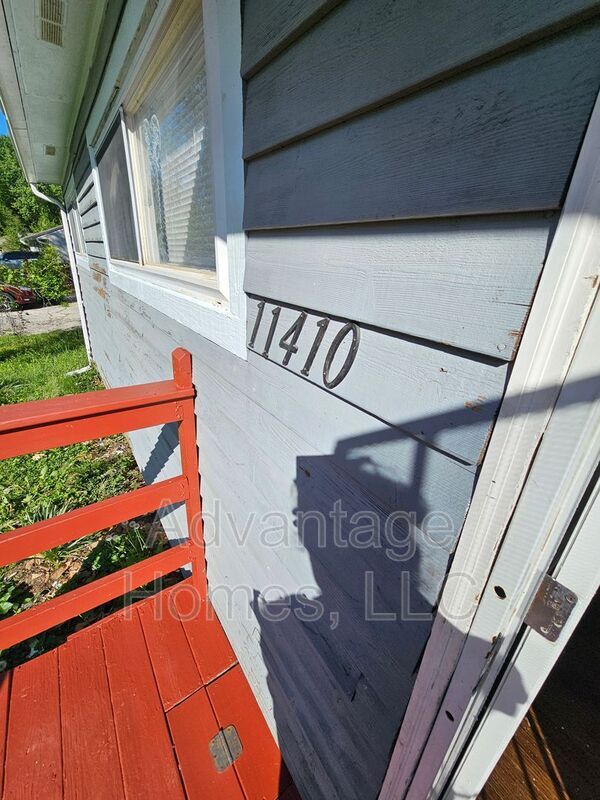 Photo - 11410 Palmer Ave