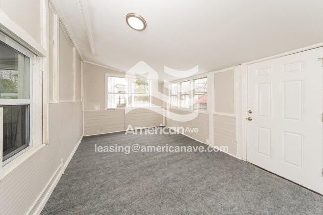 308 Ave B