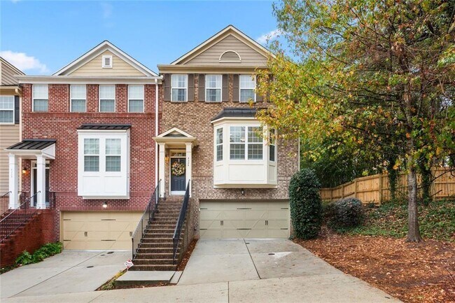 Building Photo - 4324 Laurel Creek Ct SE