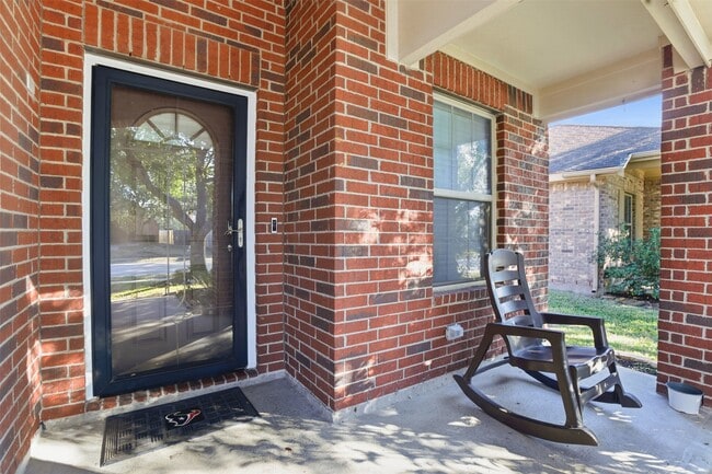 Photo - 11402 Overland Trail Dr