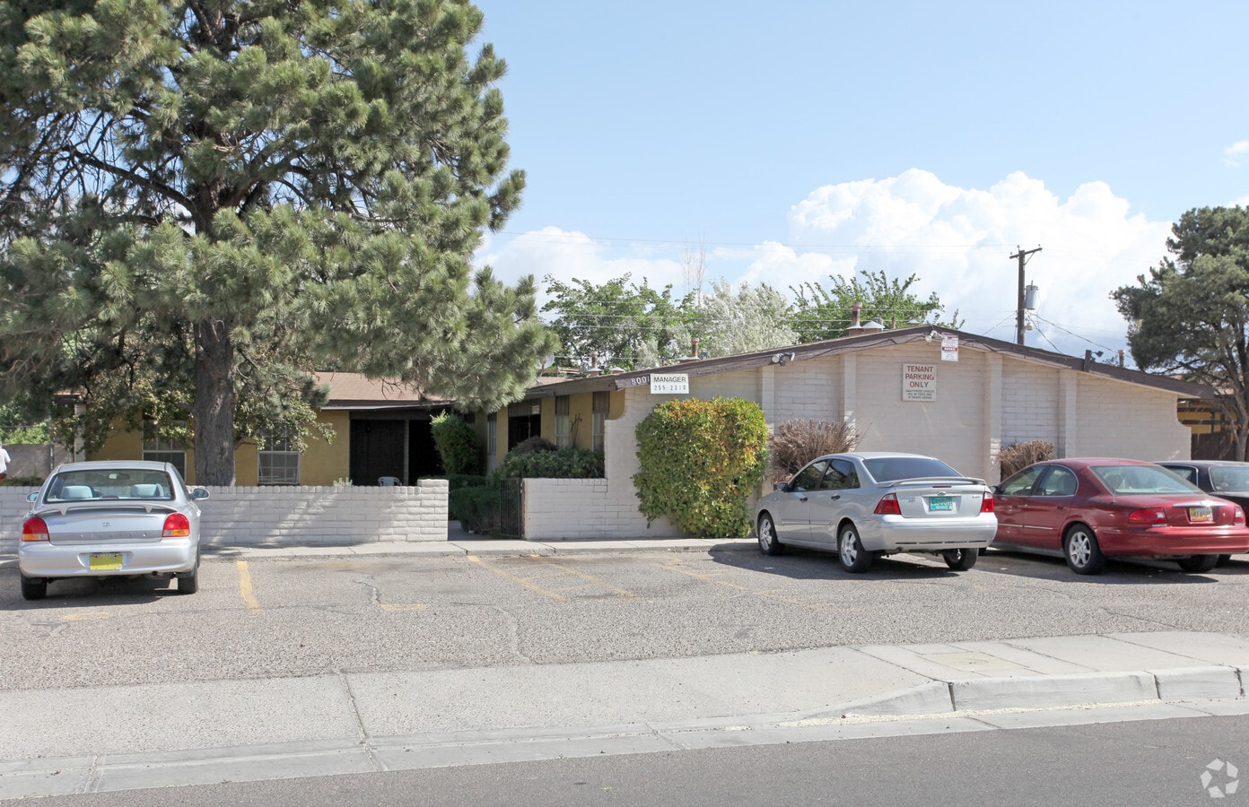 Photo - Donna Ann Apartments