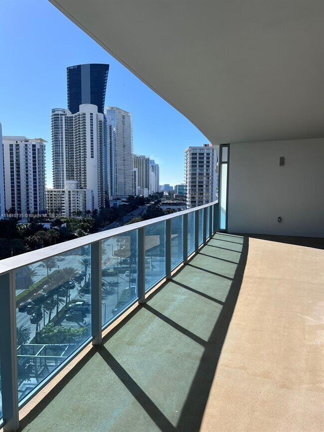 Photo - 17550 Collins Ave Unit 1004