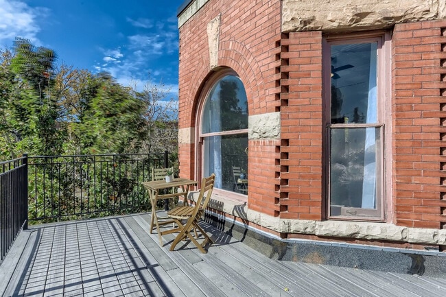 Photo - 2805 E 16th Ave Unidad ID1026247P