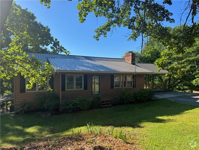 Building Photo - 3293 N Bogan Rd NE Rental