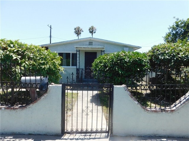 Photo - 806 E 103rd Pl