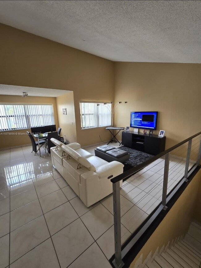 Building Photo - 10302 NW 9th St Cir Unit 203 Rental