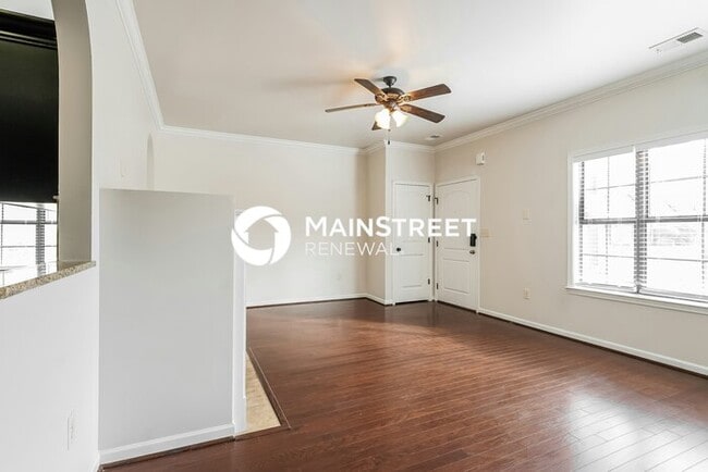 Photo - 3 Bedroom Pet-Friendly Home in CHELSEA, AL with Main Street Renewal
