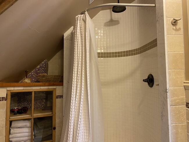 Photo - 285 Norwood Ave