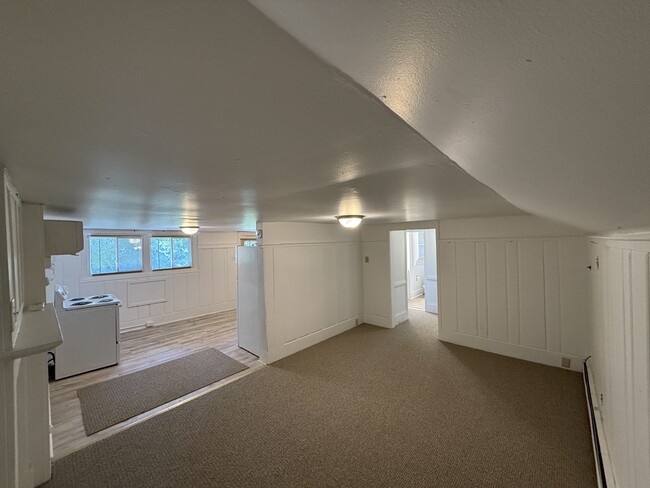 Building Photo - 90 Broadturn Rd Unit 22 Rental