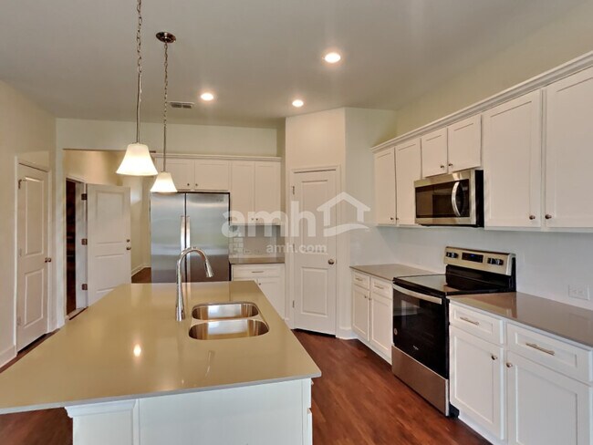 Photo - 33892 Thyme Dr