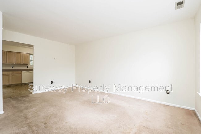 Photo - 197 Lake Dr