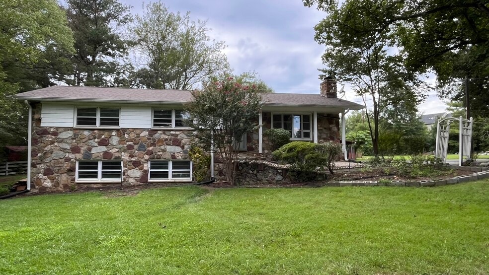 25339 Rainbow Ranch Ln