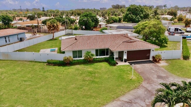 Photo - 4000 NW 3rd Ave