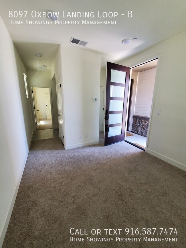 Building Photo - 8097 Oxbow Lndg Lp Unit B