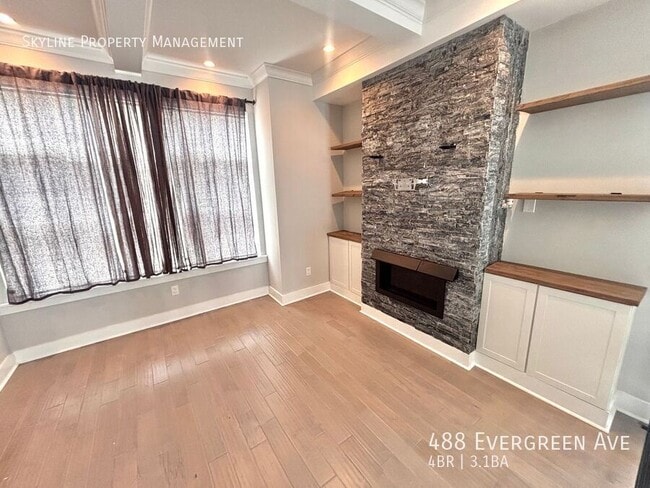 Photo - 488 Evergreen Ave