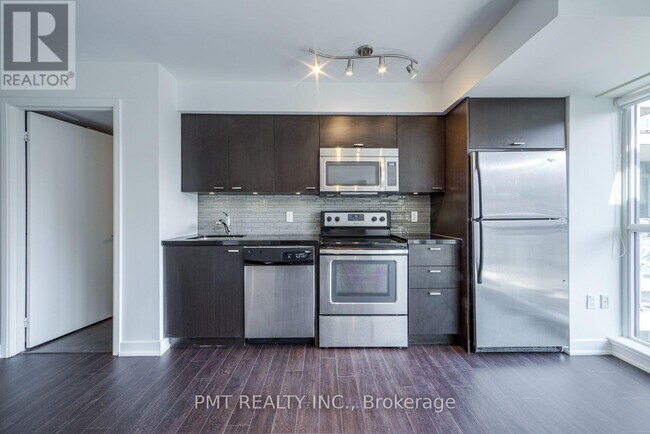Photo - 775 King St W Unit 514